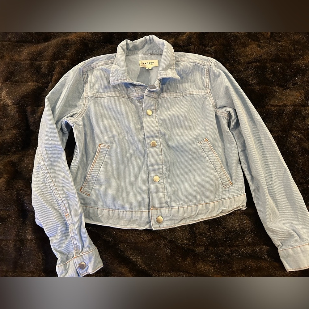PacSun Girls Medium Light Wash Corduroy Jacket Button Front Trendy Denim Style